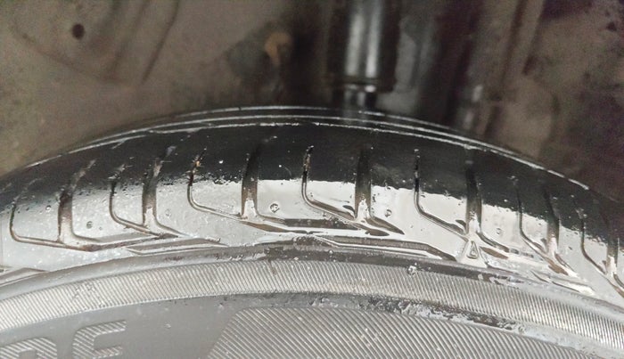 2018 Tata NEXON XM PETROL, Petrol, Manual, 66,283 km, Left Rear Tyre Tread