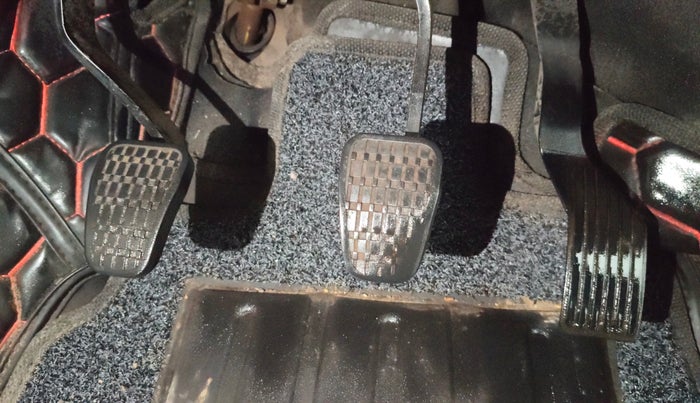 2018 Tata NEXON XM PETROL, Petrol, Manual, 66,283 km, Pedals