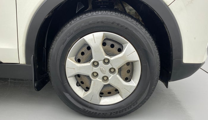 2020 Mahindra XUV300 W6 1.5 DIESEL AMT, Diesel, Automatic, 21,440 km, Right Front Wheel