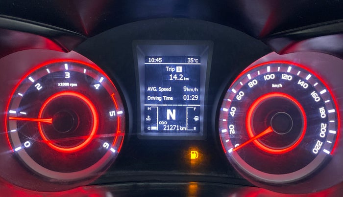 2020 Mahindra XUV300 W6 1.5 DIESEL AMT, Diesel, Automatic, 21,440 km, Odometer Image