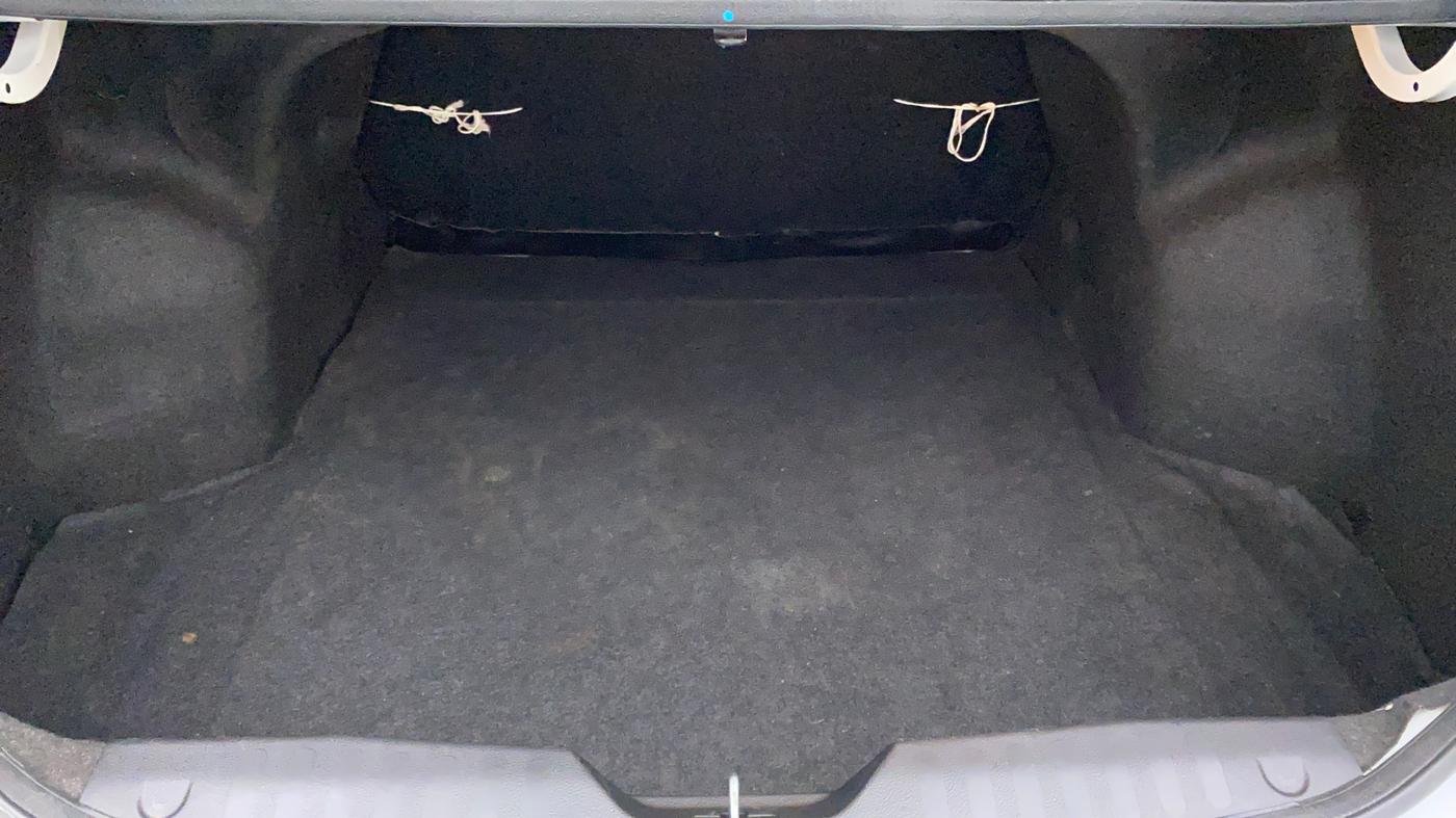 2017 Maruti Ciaz VXI PLUS, Petrol, Manual, 63,181 km, Boot Inside