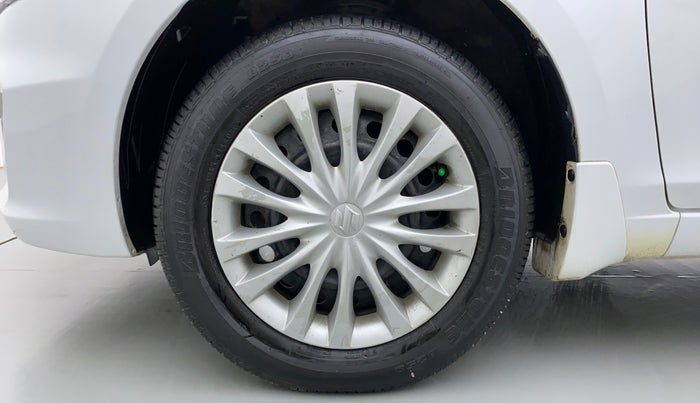 2017 Maruti Ciaz VXI PLUS, Petrol, Manual, 63,181 km, Left Front Wheel