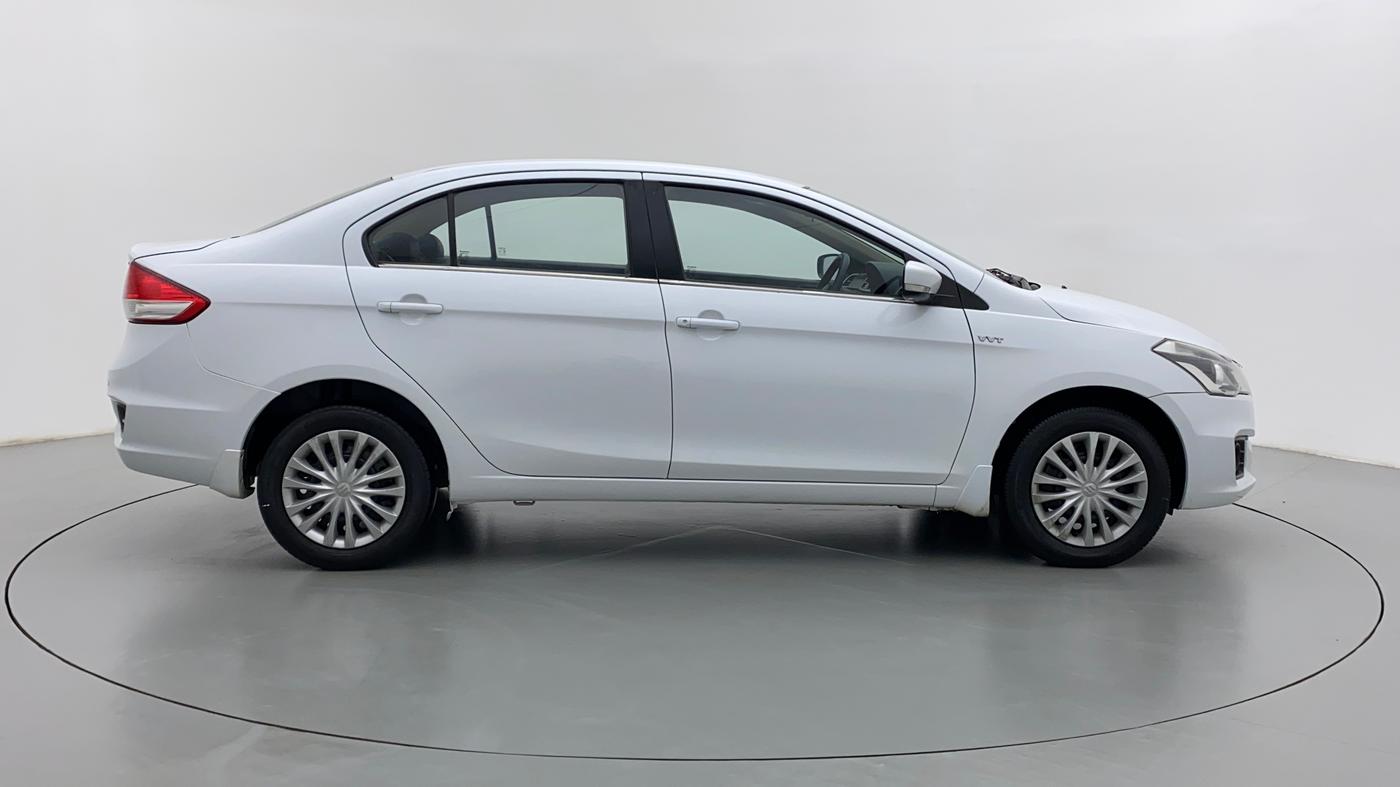 2017 Maruti Ciaz VXI PLUS, Petrol, Manual, 63,181 km, Right Side