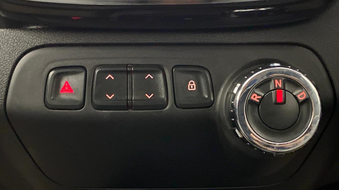 2018 Renault Kwid RXT 1.0 EASY-R  AT, Petrol, Automatic, 23,914 km, Gear Lever