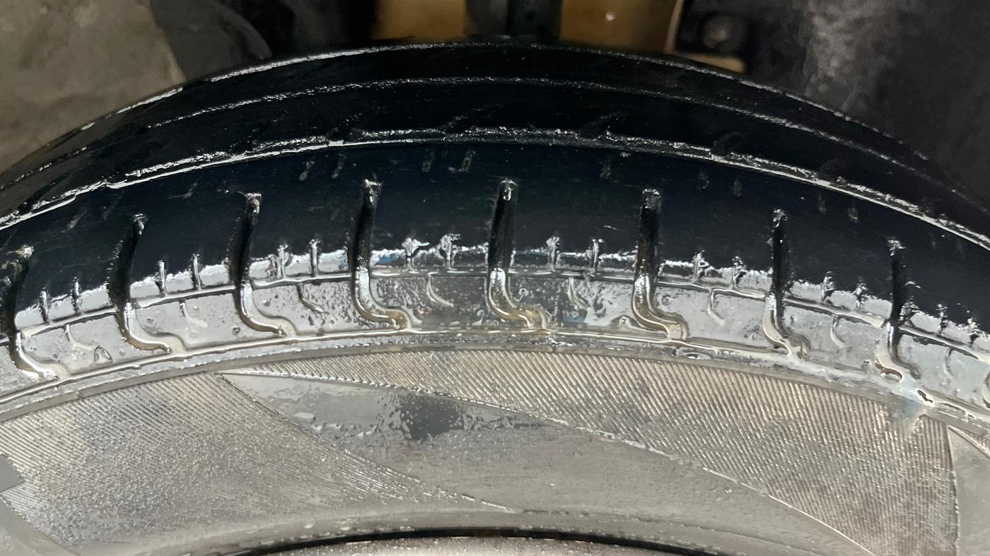 2018 Renault Kwid RXT 1.0 (O), Petrol, Manual, 75,986 km, Right Front Tyre Tread