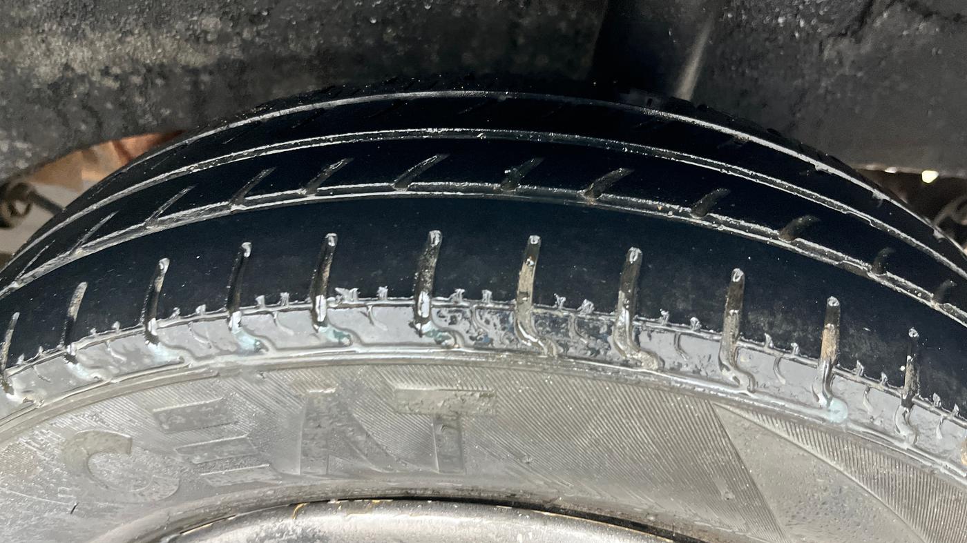2018 Renault Kwid RXT 1.0 (O), Petrol, Manual, 75,986 km, Left Rear Tyre Tread