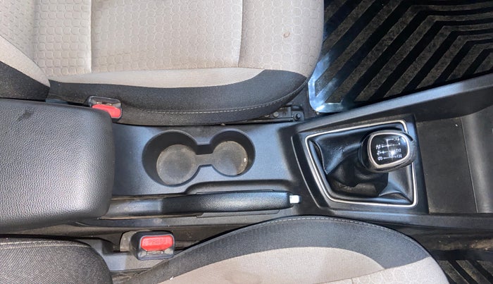 2016 Hyundai Elite i20 ASTA 1.4 CRDI (O), Diesel, Manual, 76,146 km, Gear Lever