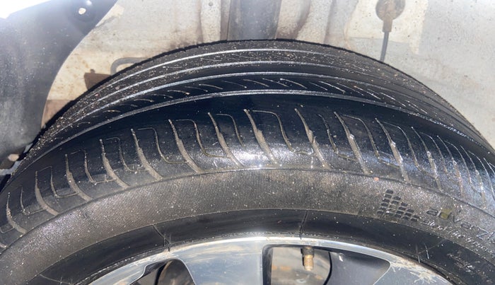 2016 Hyundai Elite i20 ASTA 1.4 CRDI (O), Diesel, Manual, 76,146 km, Right Rear Tyre Tread