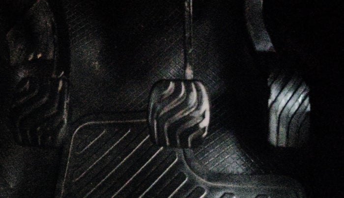 2022 Nissan MAGNITE XV RED EDITION, Petrol, Manual, 1,10,683 km, Pedals