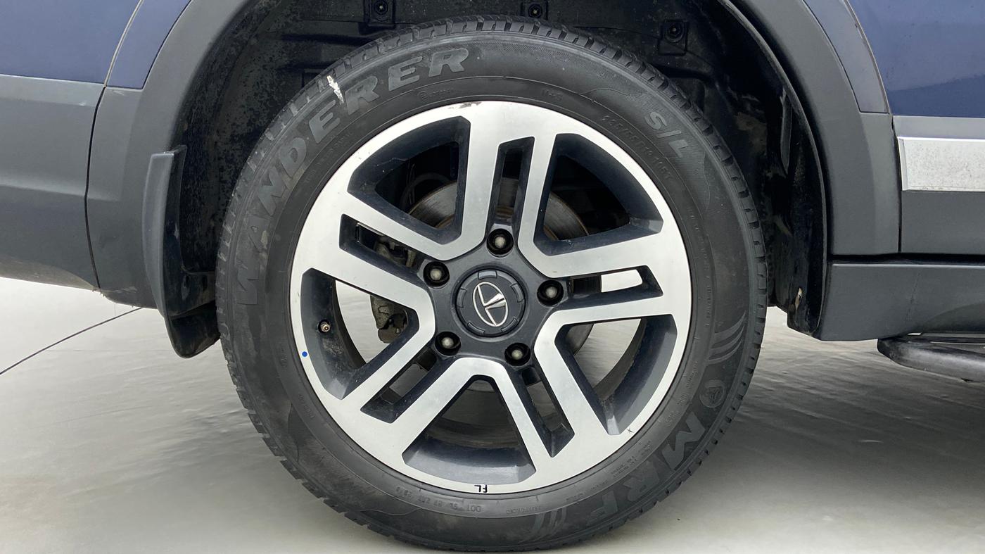 2018 Tata Hexa Varicor 400 XTA, Diesel, Automatic, 50,602 km, Right Rear Wheel