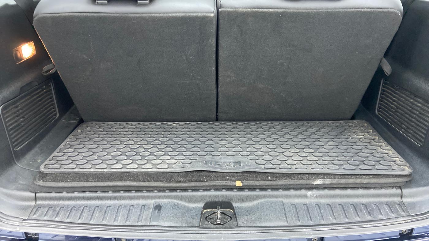 2018 Tata Hexa Varicor 400 XTA, Diesel, Automatic, 50,602 km, Boot Inside