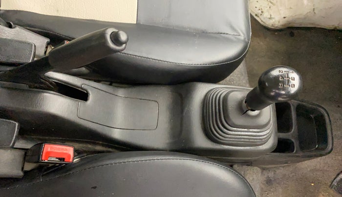 2020 Maruti Eeco 5 STR WITH A/C+HTR, Petrol, Manual, 50,229 km, Gear Lever