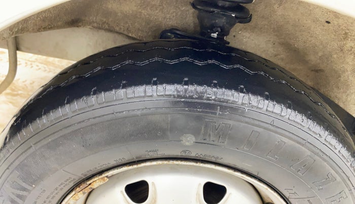 2020 Maruti Eeco 5 STR WITH A/C+HTR, Petrol, Manual, 50,229 km, Left Front Tyre Tread