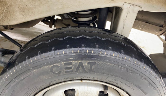 2020 Maruti Eeco 5 STR WITH A/C+HTR, Petrol, Manual, 50,229 km, Left Rear Tyre Tread