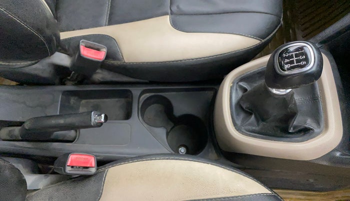 2014 Hyundai Grand i10 SPORTZ 1.2 KAPPA VTVT, Petrol, Manual, 99,652 km, Gear Lever