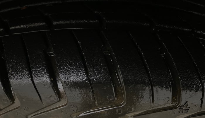 2018 Datsun Redi Go S 1.0 AMT, Petrol, Automatic, 49,416 km, Left Front Tyre Tread