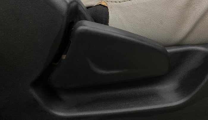 2018 Datsun Redi Go S 1.0 AMT, Petrol, Automatic, 49,416 km, Driver Side Adjustment Panel