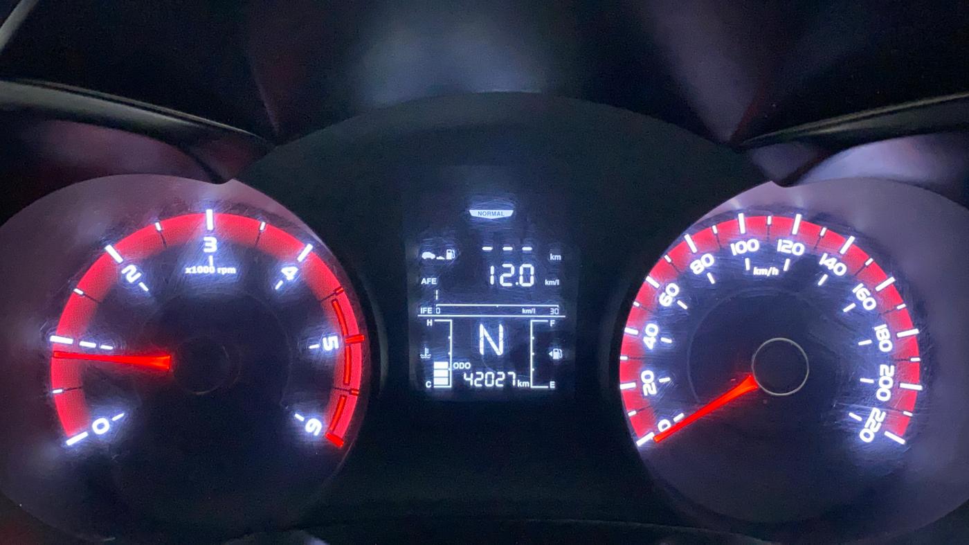 2019 Mahindra XUV300 W6 1.5 DIESEL, Diesel, Manual, 42,027 km, Odometer Image