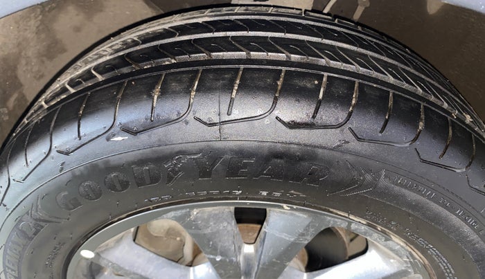 2019 Hyundai Elite i20 SPORTZ PLUS 1.2, Petrol, Manual, 44,264 km, Left Front Tyre Tread