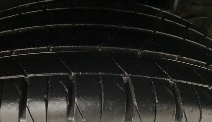 2023 KIA SONET HTX 1.5 DIESEL MT, Diesel, Manual, 18,163 km, Left Rear Tyre Tread