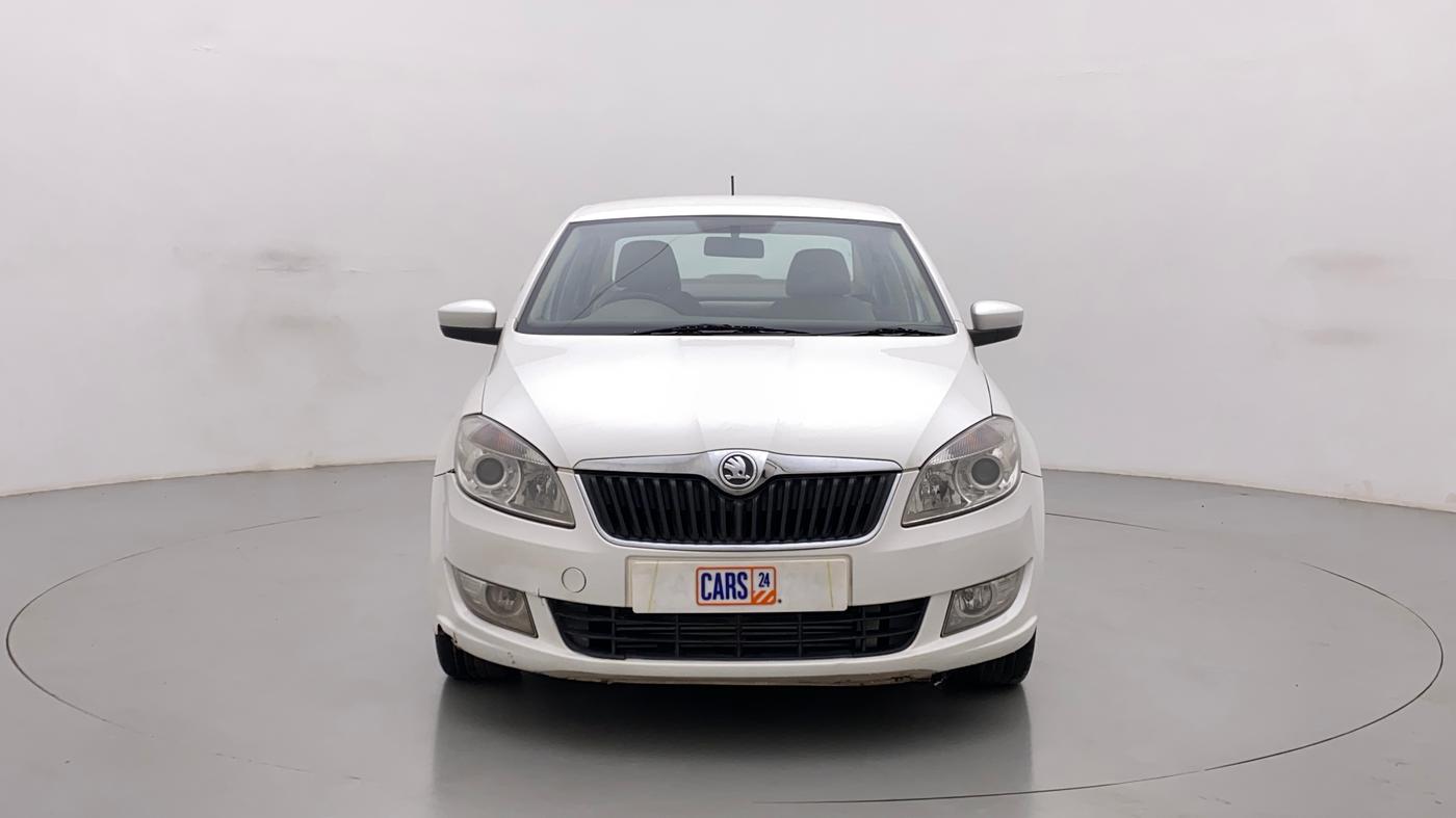 2015 Skoda Rapid 1.5 TDI CR ELEGANCE AT, Diesel, Automatic, 1,07,391 km, Front