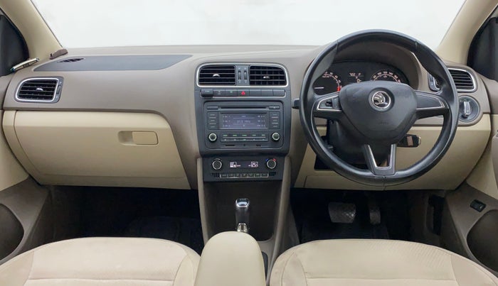 2015 Skoda Rapid 1.5 TDI CR ELEGANCE AT, Diesel, Automatic, 1,07,391 km, Dashboard
