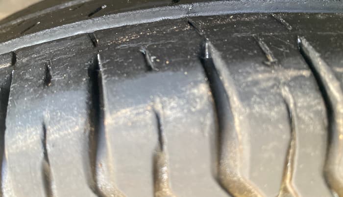 2022 Tata ALTROZ XE PETROL, Petrol, Manual, 18,858 km, Left Front Tyre Tread