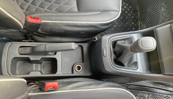 2022 Tata ALTROZ XE PETROL, Petrol, Manual, 18,858 km, Gear Lever