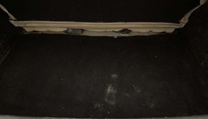 2021 Nissan MAGNITE XL, Petrol, Manual, 94,492 km, Boot Inside