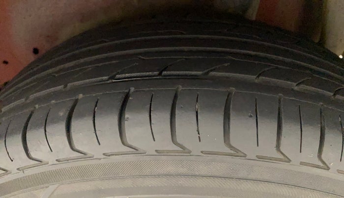 2015 Maruti Celerio ZXI AMT, Petrol, Automatic, 74,979 km, Left Rear Tyre Tread