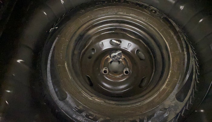 2016 Renault Kwid RXT 0.8 (O), Petrol, Manual, 42,907 km, Spare Tyre