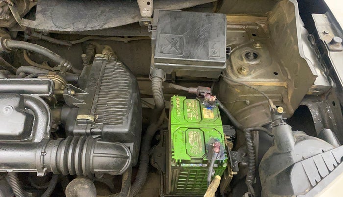 2016 Renault Kwid RXT 0.8 (O), Petrol, Manual, 42,907 km, Engine View - Left