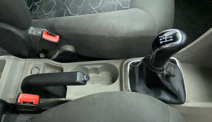 2017 Tata Tiago XT 1.2 REVOTRON, Petrol, Manual, 73,948 km, Gear Lever