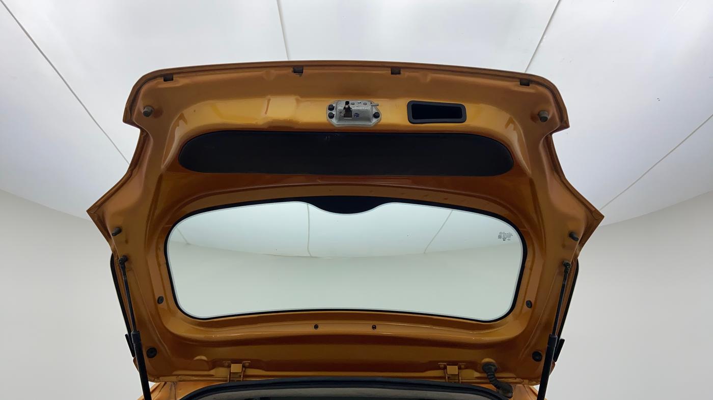 2017 Tata Tiago XT 1.2 REVOTRON, Petrol, Manual, 73,948 km, Boot Door Open