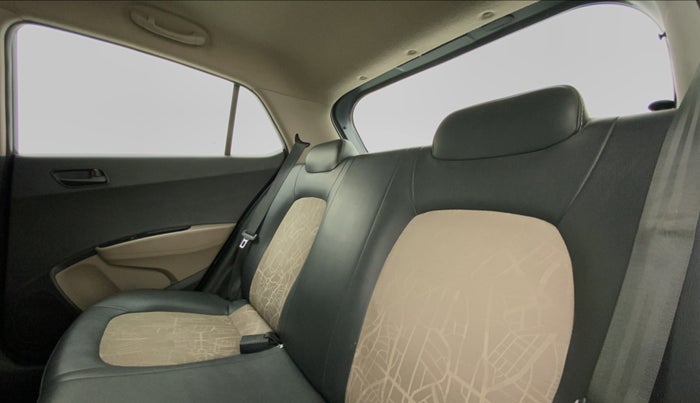 2013 Hyundai Grand i10 MAGNA 1.2 KAPPA VTVT, Petrol, Manual, 41,823 km, Right Side Rear Door Cabin