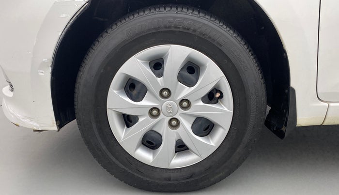 2015 Hyundai Elite i20 SPORTZ 1.2, Petrol, Manual, 31,916 km, Left Front Wheel