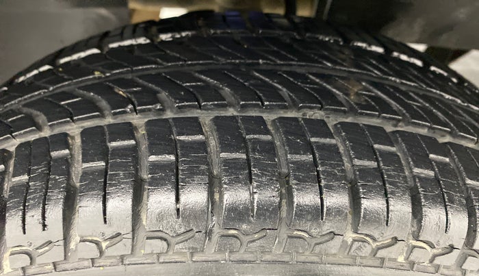 2014 Tata Nano XT TWIST, Petrol, Manual, 8,215 km, Right Rear Tyre Tread