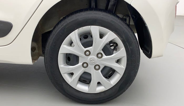 2015 Hyundai Grand i10 SPORTZ 1.2 KAPPA VTVT, Petrol, Manual, 40,507 km, Left Rear Wheel