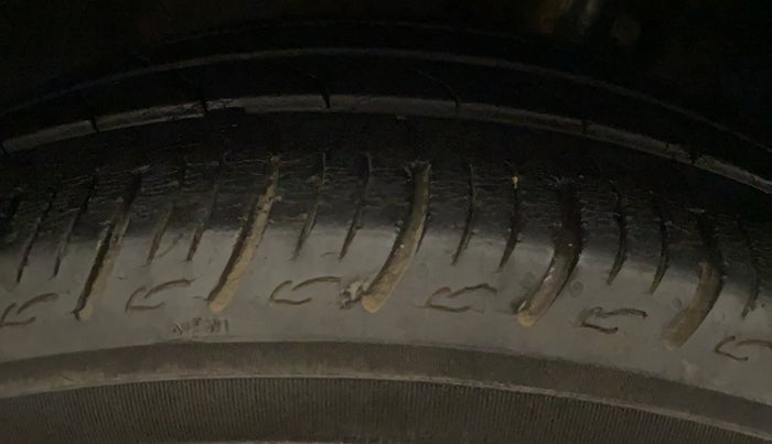 2020 Maruti Baleno DELTA PETROL 1.2, Petrol, Manual, 29,044 km, Right Rear Tyre Tread