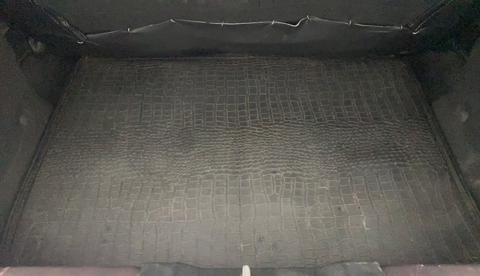 2017 Tata Tiago XT PETROL, Petrol, Manual, 37,680 km, Boot Inside