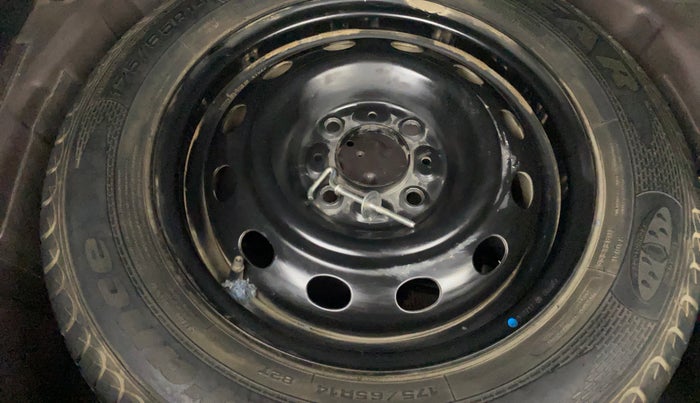 2017 Tata Tiago XT PETROL, Petrol, Manual, 37,680 km, Spare Tyre