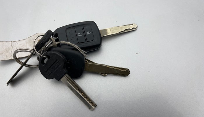 2018 Honda WR-V 1.2L I-VTEC VX MT, Petrol, Manual, 70,726 km, Key Close Up