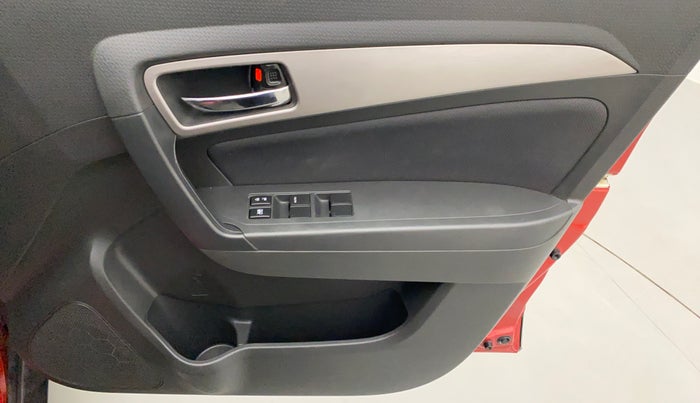 2016 Maruti Vitara Brezza ZDI PLUS DUAL TONE, Diesel, Manual, 58,285 km, Driver Side Door Panels Control