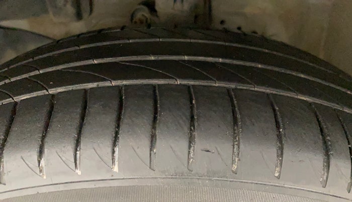 2017 Honda BR-V 1.5L I-VTEC E, Petrol, Manual, 23,429 km, Left Front Tyre Tread