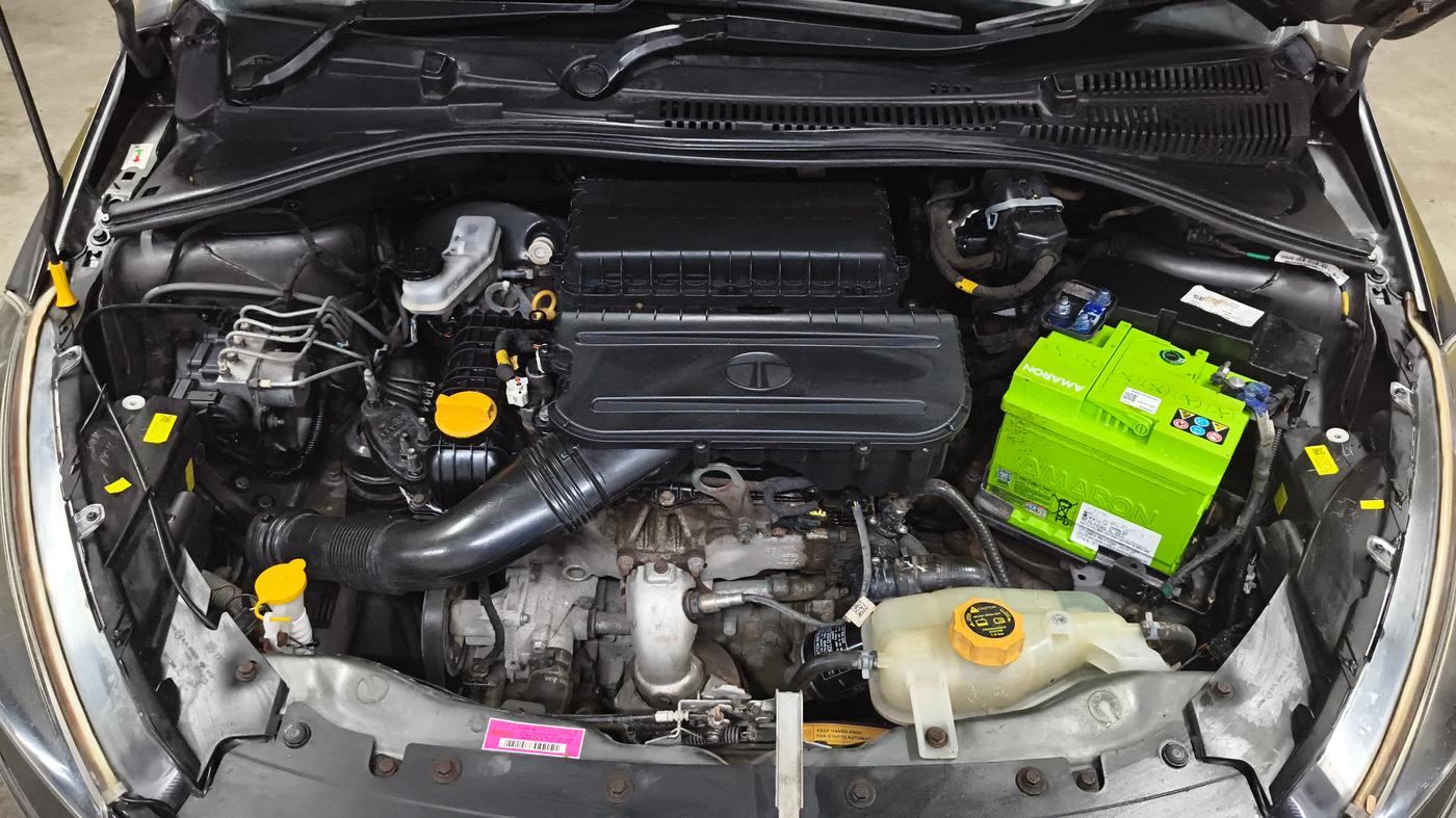 2021 Tata Tiago XZ PLUS PETROL, Petrol, Manual, 56,747 km, Engine View
