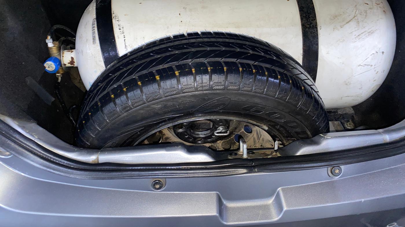 2019 Tata Tiago WIZZ EDITION PETROL, CNG, Manual, 92,379 km, Spare Tyre