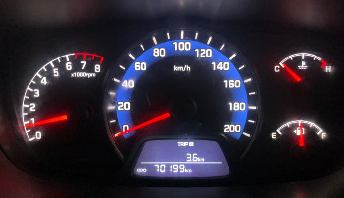 2016 Hyundai Xcent SX 1.2, Petrol, Manual, 70,197 km, Odometer Image