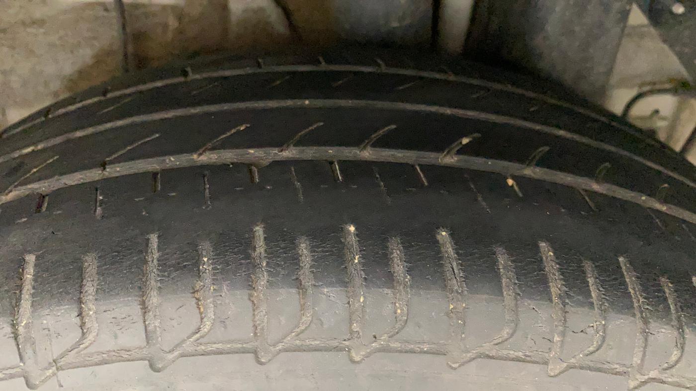 2017 Hyundai i20 Active 1.2 S, Petrol, Manual, 37,939 km, Left Rear Tyre Tread