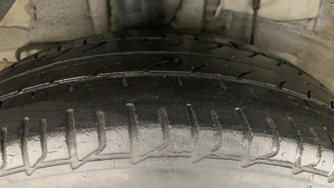 2017 Hyundai i20 Active 1.2 S, Petrol, Manual, 37,939 km, Right Rear Tyre Tread