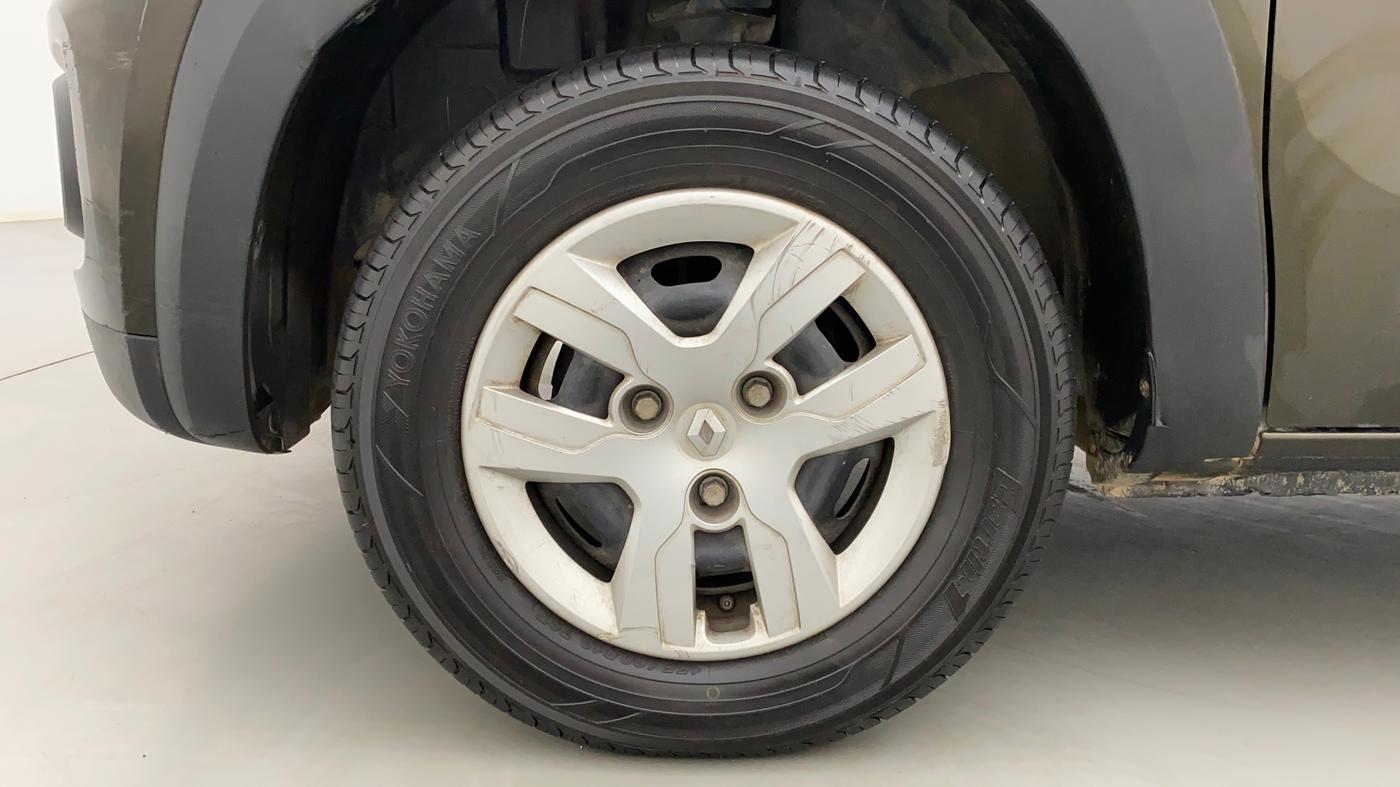 2017 Renault Kwid RXT 1.0, Petrol, Manual, 15,842 km, Left Front Wheel